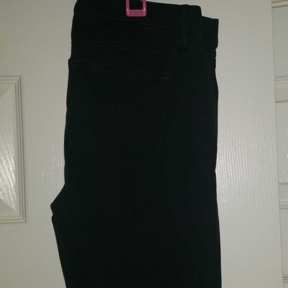 Pants - Picture 3 of 4